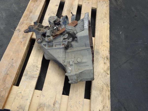 BOITE DE VITESSE MANUEL CITROEN/PEUGEOT/TOYOTA - Vue 4